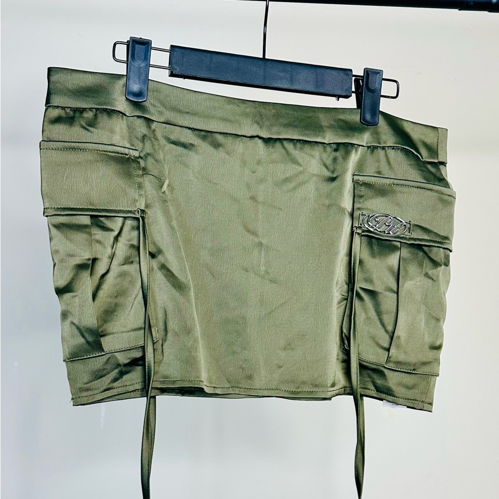 PrettyLittleThing Khaki Satin Skirt